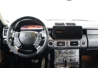 Подержанный автомобиль Land Rover Range Rover 2011 года (15 фото)