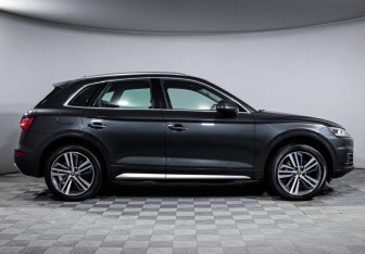 Подержанный автомобиль Audi Q5 2017 года (4 фото)