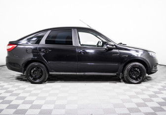 Подержанный автомобиль LADA (ВАЗ) Granta Liftback 2023 года (4 фото)