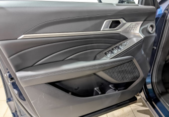 Подержанный автомобиль Haval F7 2025 года (19 фото)