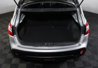 Подержанный автомобиль Nissan Qashqai 2013 года (10 фото)