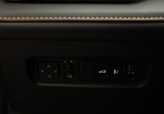 Подержанный автомобиль Changan UNI-V 2024 года (20 фото)