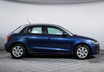Подержанный автомобиль Audi A1 2014 года (4 фото)