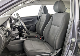Подержанный автомобиль Kia Rio Hatchback 2021 года (20 фото)