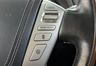 Подержанный автомобиль Infiniti QX80 2019 года (20 фото)