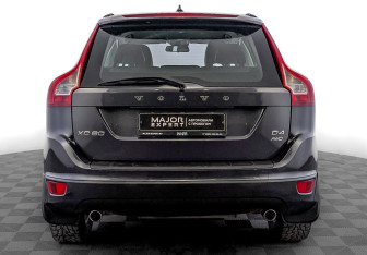 Подержанный автомобиль Volvo XC60 2012 года (6 фото)