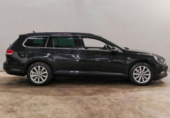 Подержанный автомобиль Volkswagen Passat Wagon 2019 года (4 фото)