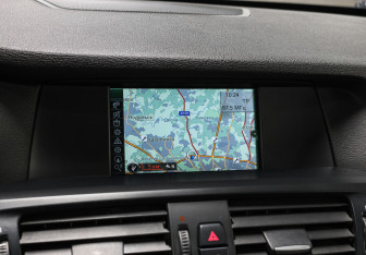 Подержанный автомобиль BMW X3 2014 года (19 фото)