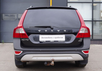 Подержанный автомобиль Volvo XC70 2008 года (6 фото)