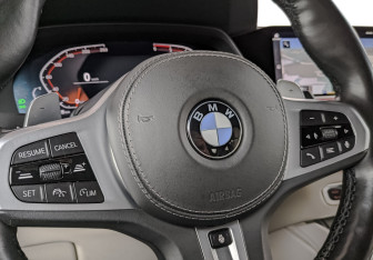 Подержанный автомобиль BMW X6 2021 года (26 фото)