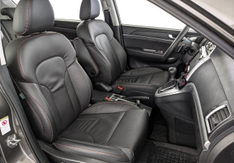 Подержанный автомобиль Haval H6 2019 года (23 фото)