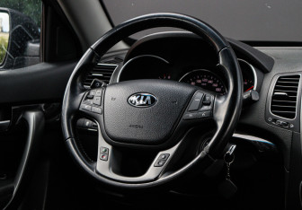 Подержанный автомобиль Kia Sorento 2019 года (11 фото)