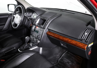 Подержанный автомобиль Land Rover Freelander 2007 года (10 фото)