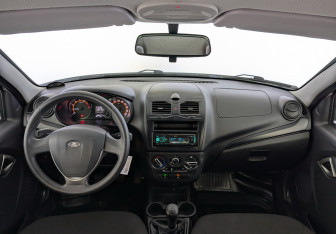 Подержанный автомобиль LADA (ВАЗ) Granta Sedan 2023 года (14 фото)