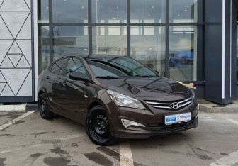 Подержанный автомобиль Hyundai Solaris Sedan 2016 года (3 фото)