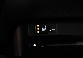 Подержанный автомобиль Lexus ES 2018 года (24 фото)