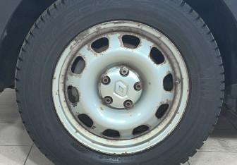 Подержанный автомобиль Renault Kaptur 2017 года (16 фото)