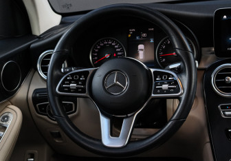 Подержанный автомобиль Mercedes-Benz GLC Coupe 2019 года (13 фото)
