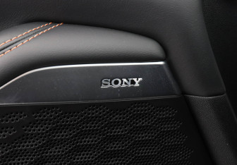 Подержанный автомобиль Changan UNI-K 2023 года (16 фото)