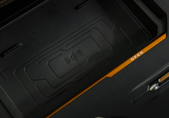 Подержанный автомобиль Changan UNI-K 2023 года (16 фото)