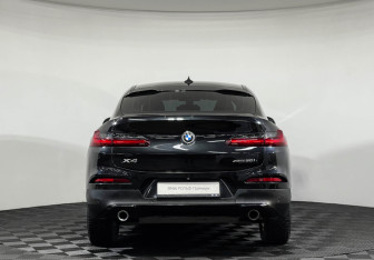 Подержанный автомобиль BMW X4 2019 года (4 фото)
