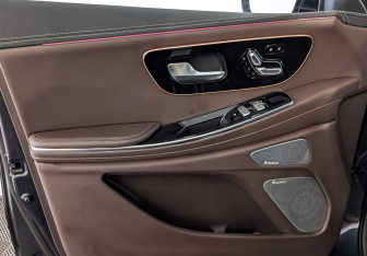 Подержанный автомобиль Exeed VX 2023 года (19 фото)