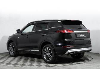 Подержанный автомобиль Geely Atlas Pro 2023 года (7 фото)