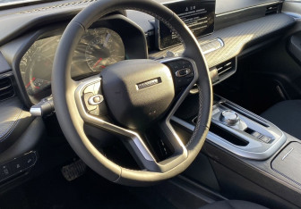 Новый Haval Jolion 2025 (10 фото)