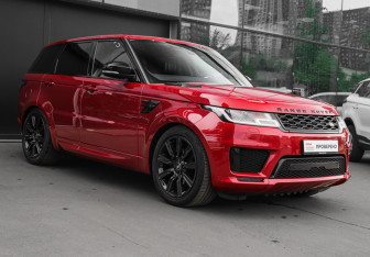 Подержанный автомобиль Land Rover Range Rover Sport 2020 года (3 фото)