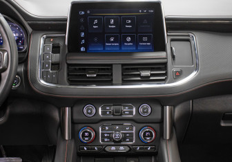 Подержанный автомобиль Chevrolet Tahoe 2024 года (16 фото)