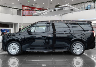 Новый Zeekr 009 2024 (10 фото)