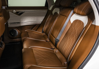 Подержанный автомобиль Voyah Free 2022 года (14 фото)