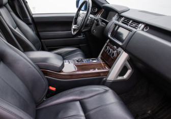 Подержанный автомобиль Land Rover Range Rover 2014 года (9 фото)