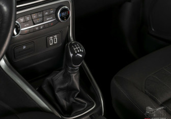 Подержанный автомобиль Ford EcoSport 2018 года (15 фото)