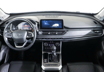 Подержанный автомобиль Chery Tiggo 8 2021 года (13 фото)