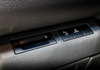 Подержанный автомобиль Peugeot 3008 2012 года (27 фото)