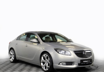 Подержанный автомобиль Opel Insignia Liftback 2008 года (2 фото)