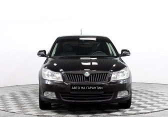 Подержанный автомобиль Skoda Octavia Liftback 2012 года (2 фото)
