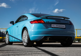 Подержанный автомобиль Audi TT Coupe 2016 года (6 фото)