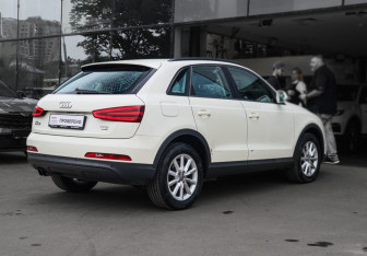 Подержанный автомобиль Audi Q3 2013 года (4 фото)