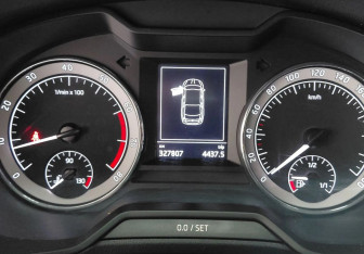 Подержанный автомобиль Skoda Octavia Liftback 2018 года (11 фото)