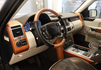 Подержанный автомобиль Land Rover Range Rover 2012 года (7 фото)