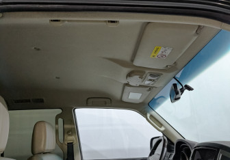 Подержанный автомобиль Mitsubishi Pajero 2017 года (23 фото)