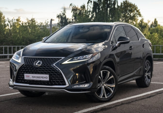 Подержанный автомобиль Lexus RX 2020 года (1 фото)