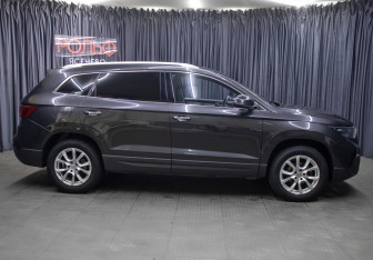 Подержанный автомобиль Jetta VS7 2023 года (4 фото)