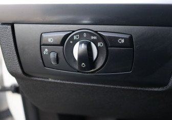 Подержанный автомобиль BMW X6 2013 года (13 фото)