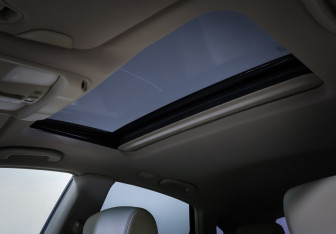 Подержанный автомобиль Infiniti EX 2012 года (18 фото)