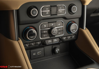 Новый Chevrolet Tahoe 2023 (24 фото)