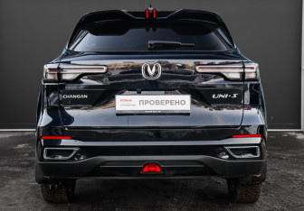 Подержанный автомобиль Changan UNI-S 2024 года (6 фото)