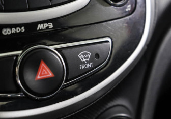 Подержанный автомобиль Hyundai Solaris Sedan 2012 года (9 фото)